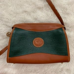 Vintage Dooney and Bourke cross body purse